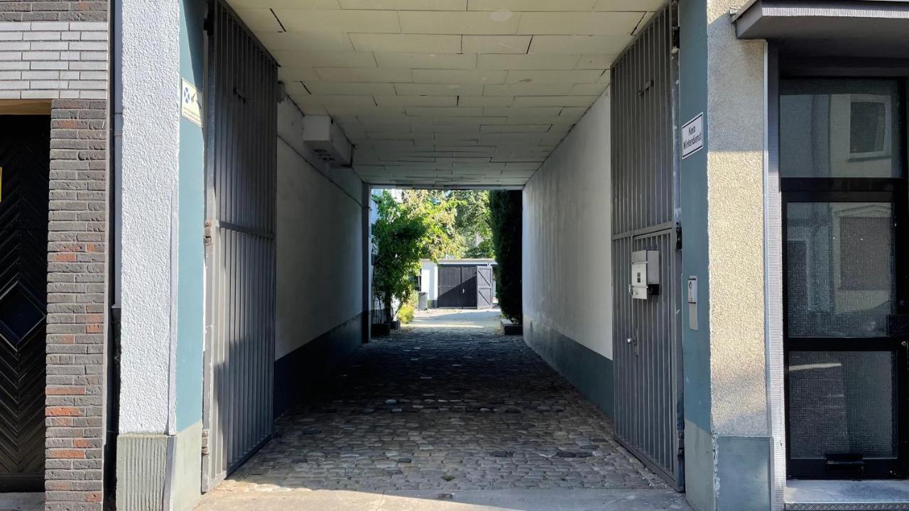 Oase Im Gruenen Hinterhof, Eg, Ruhe, Terrasse, Carport, Free Paytv, Kaffee&Tee, Fahrraeder Duisburg Exterior foto